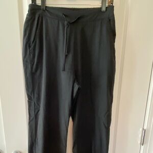Black Linen-Blend Ankle Pants